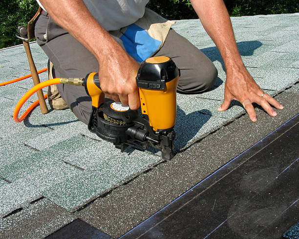 Best Metal Roofing Contractor  in Legend Lake, WI